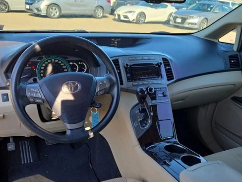 Used 2012 Toyota Venza LE w/ LE Convenience Pkg FWD image 8