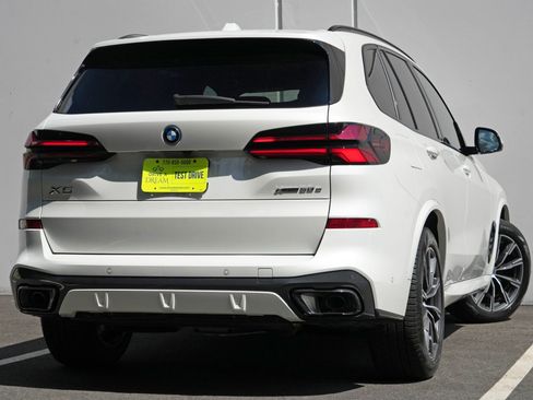 Used 2024 BMW X5 xDrive50e w/ M Sport Package AWD/4WD image 5