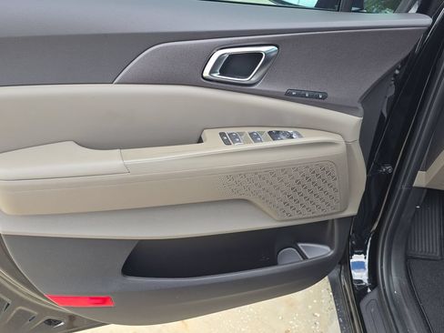 New 2026 Kia Carnival SX FWD image 18