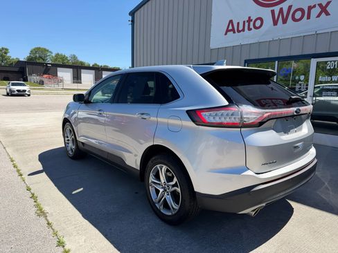 Used 2017 Ford Edge Titanium w/ Technology Package AWD/4WD image 12