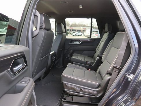 New 2026 GMC Yukon Elevation image 18