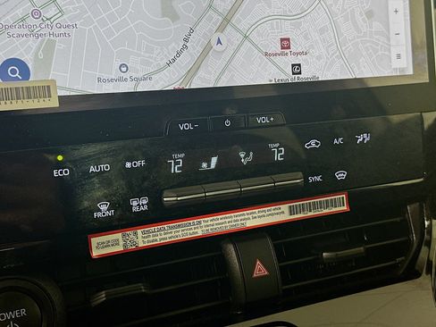 Used 2025 Toyota bZ4X FWD image 24