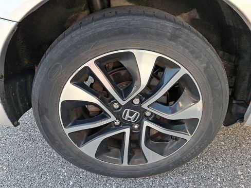 Used 2015 Honda Civic EX image 8