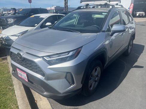 Certified 2025 Toyota RAV4 XLE w/ Convenience Package AWD/4WD image 1