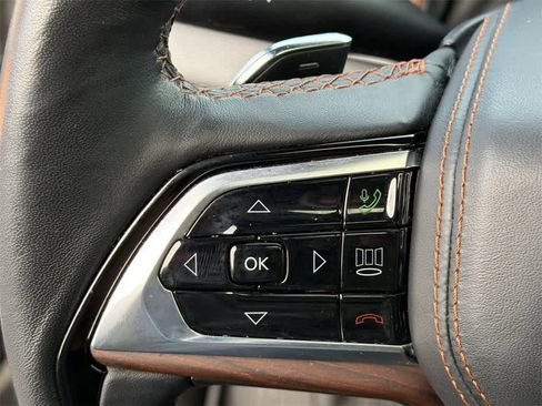 Used 2023 Jeep Grand Cherokee Summit w/ Luxury Tech Group V image 24