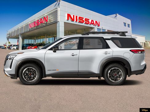 New 2026 Nissan Pathfinder Rock Creek AWD/4WD image 3