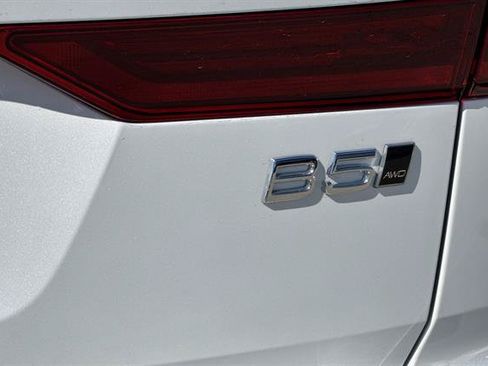 Used 2026 Volvo XC60 B5 Plus w/ Protection Package Premier AWD/4WD image 33