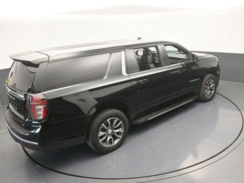 Used 2024 Chevrolet Suburban LT image 66