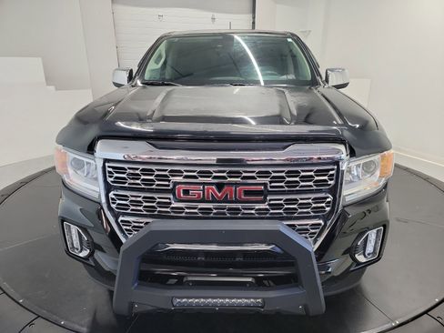Used 2021 GMC Canyon Denali image 2