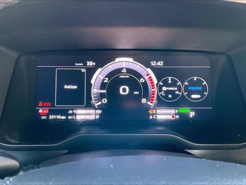 Used 2024 Toyota Tundra Limited image 23