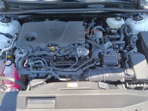 Used 2025 Toyota Camry SE FWD image 33