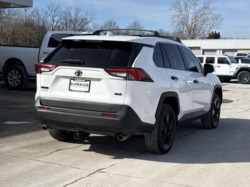 Used 2022 Toyota RAV4 XLE image 3