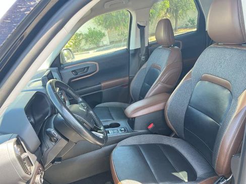 Certified 2023 Ford Bronco Sport Outer Banks w/ Tech Package AWD/4WD image 7