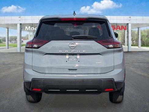 New 2026 Nissan Rogue SV AWD/4WD image 4