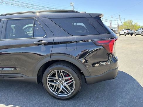 New 2026 Ford Explorer ST-Line AWD/4WD image 7