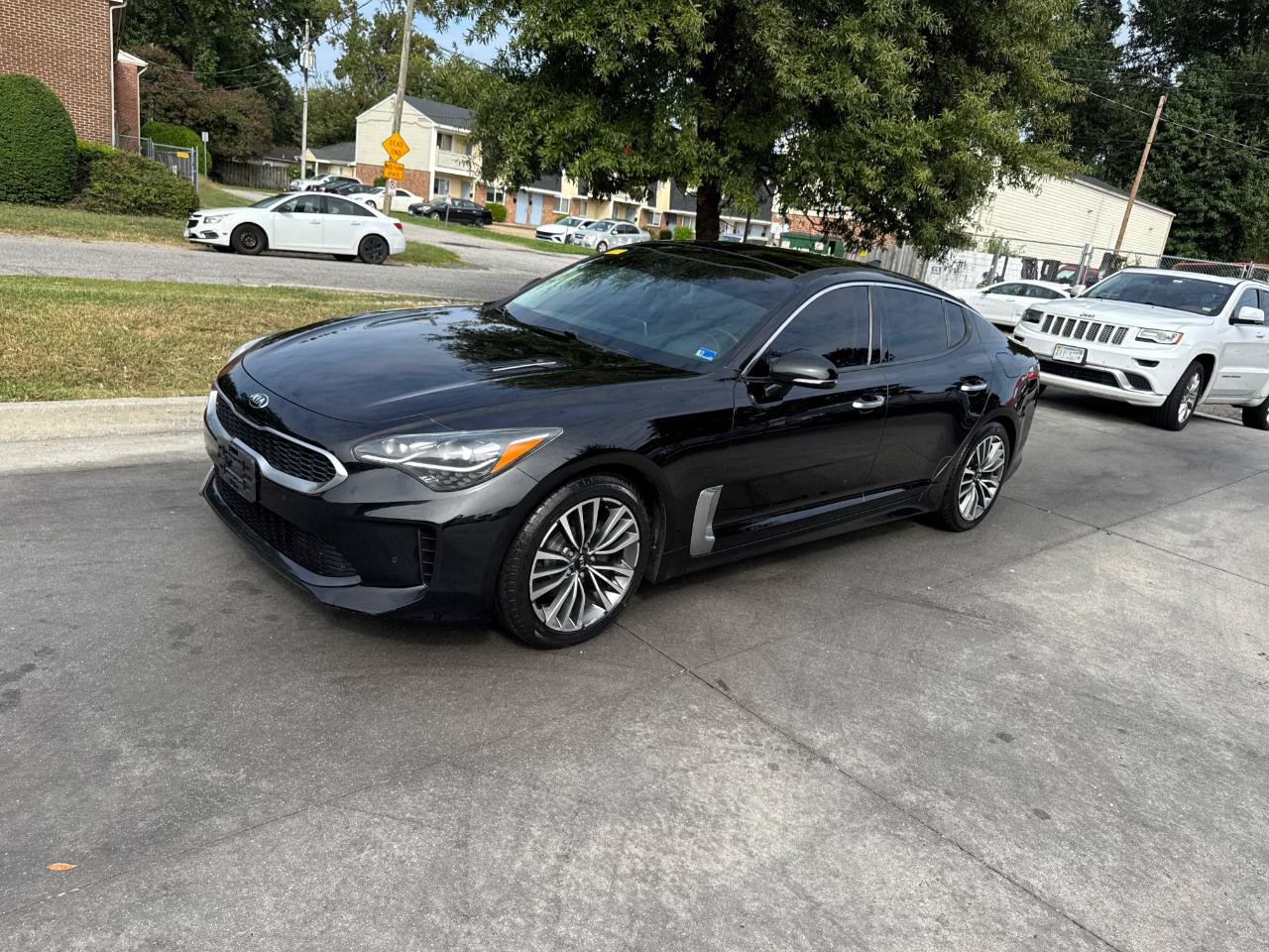 Used 2018 Kia Stinger Premium RWD image 7