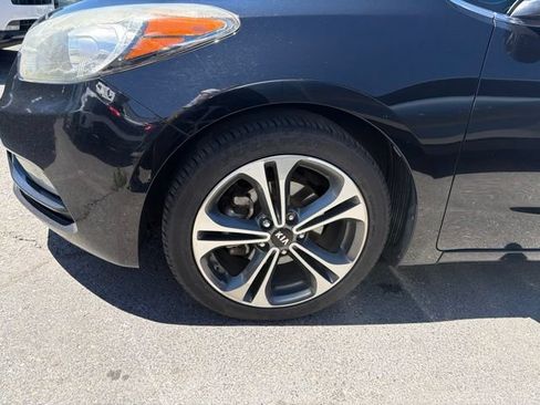 Used 2014 Kia Forte EX FWD image 2