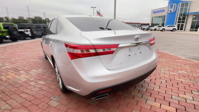 Used 2014 Toyota Avalon XLE Touring FWD image 8