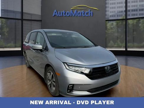 Used 2024 Honda Odyssey Touring image 1