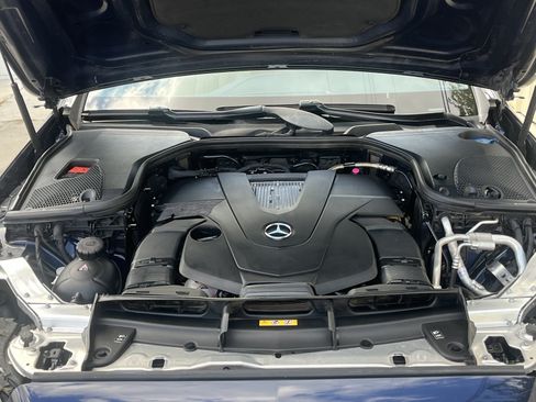 Used 2018 Mercedes-Benz E 400 4MATIC Coupe image 39