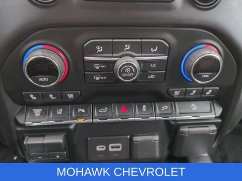 Used 2020 Chevrolet Silverado 2500 High Country w/ Technology Package AWD/4WD image 18