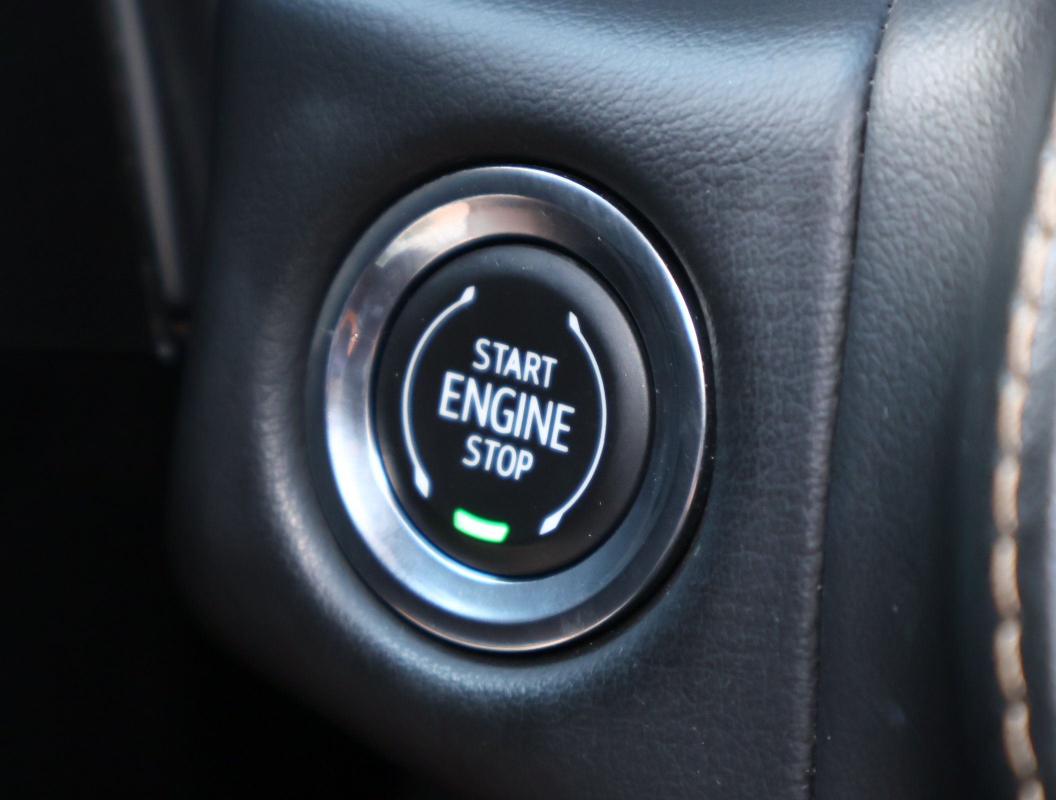 Used 2023 GMC Yukon XL AT4 w/ LPO, Floor Liner Package AWD/4WD image 19