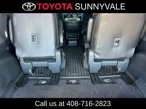Used 2021 Toyota Sienna XSE w/ XSE Plus Package image 20
