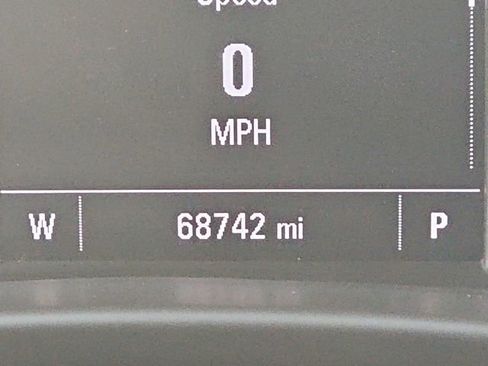 Used 2020 Chevrolet Equinox LS image 13