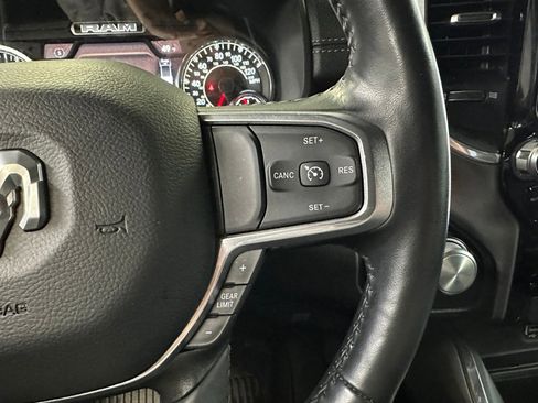 Used 2023 RAM 1500 Laramie AWD/4WD image 11