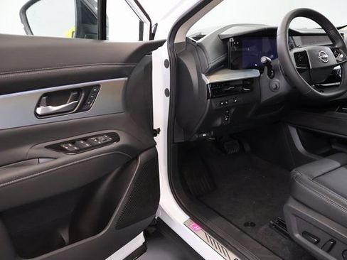 New 2026 Nissan Murano Platinum w/ Cargo Package AWD/4WD image 9