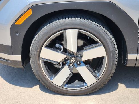 Certified 2025 Hyundai Santa Fe Limited FWD image 10