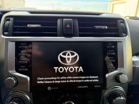 Used 2022 Toyota 4Runner SR5 Premium image 16