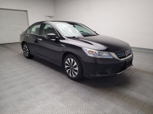 Used 2015 Honda Accord Touring image 13