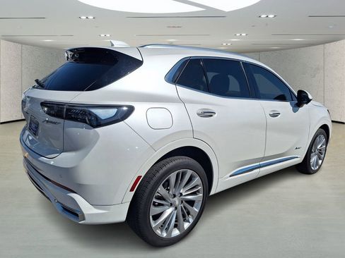 Used 2024 Buick Envision Avenir image 5