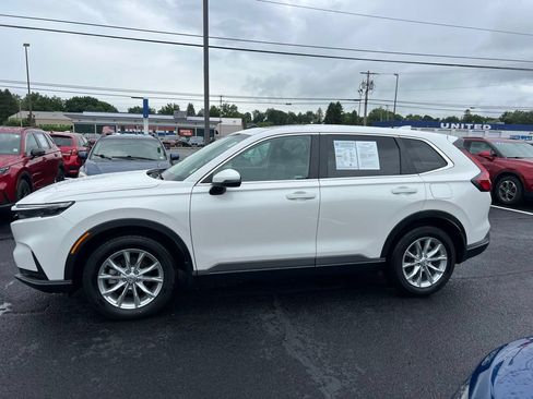 Used 2024 Honda CR-V EX-L image 2