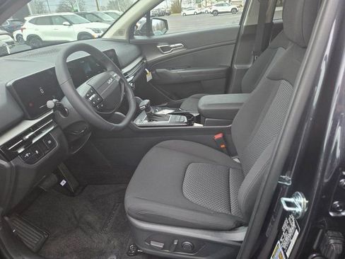 New 2026 Kia Sportage LX image 6