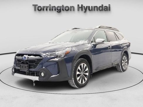 Used 2023 Subaru Outback Touring XT image 3
