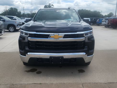 Used 2023 Chevrolet Silverado 1500 LT w/ Z71 Off-Road Package AWD/4WD image 2