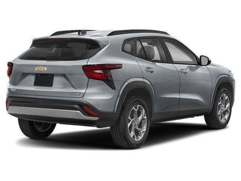 Certified 2025 Chevrolet Trax LS FWD image 82