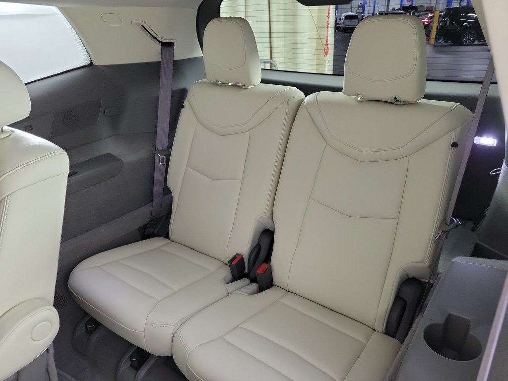 Used 2020 Cadillac XT6 Premium Luxury FWD image 12