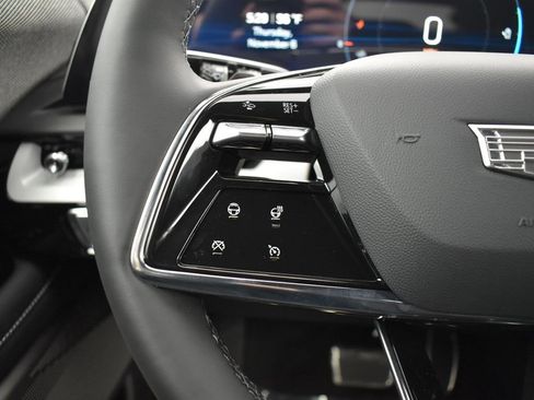 New 2026 Cadillac Optiq Sport 2 image 15