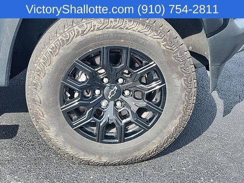 Used 2024 Chevrolet Colorado Trail Boss w/ Technology Package image 29
