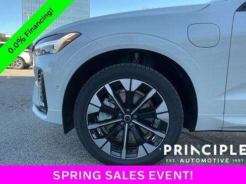 New 2026 Volvo XC60 T8 Plus w/ Protection Package Premier image 9