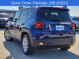 Used 2021 Jeep Renegade Latitude w/ Luxury Group I image 3