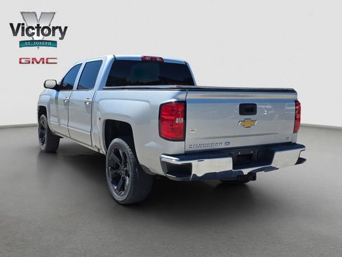 Used 2018 Chevrolet Silverado 1500 LT w/ LT Eassist Package RWD image 15
