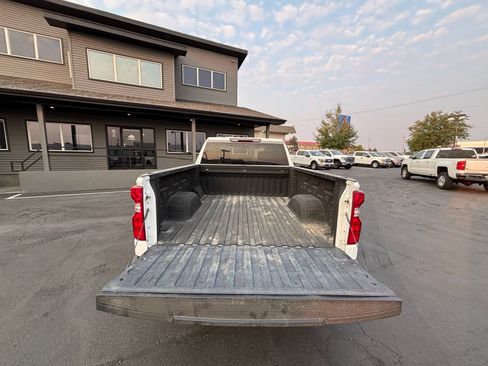 Used 2021 Chevrolet Silverado 1500 LT w/ Work Truck Package AWD/4WD image 6