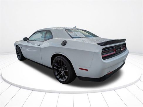 Used 2023 Dodge Challenger R/T Scat Pack image 6