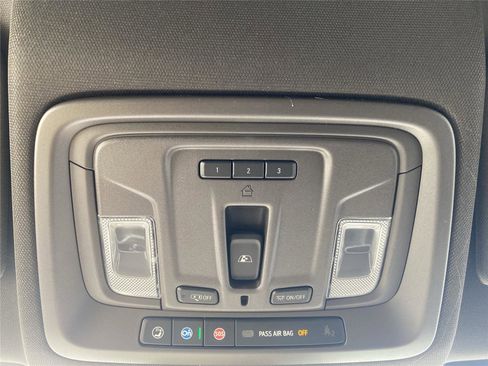 New 2026 GMC Sierra 2500 SLT w/ SLT Premium Package image 23