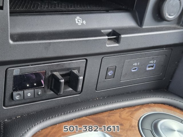 Used 2024 Nissan Armada SL w/ Captain's Chairs Package RWD image 28