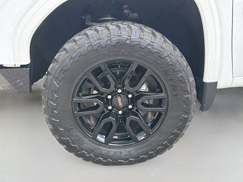 Used 2025 GMC Sierra 1500 Pro w/ Graphite Edition AWD/4WD image 38
